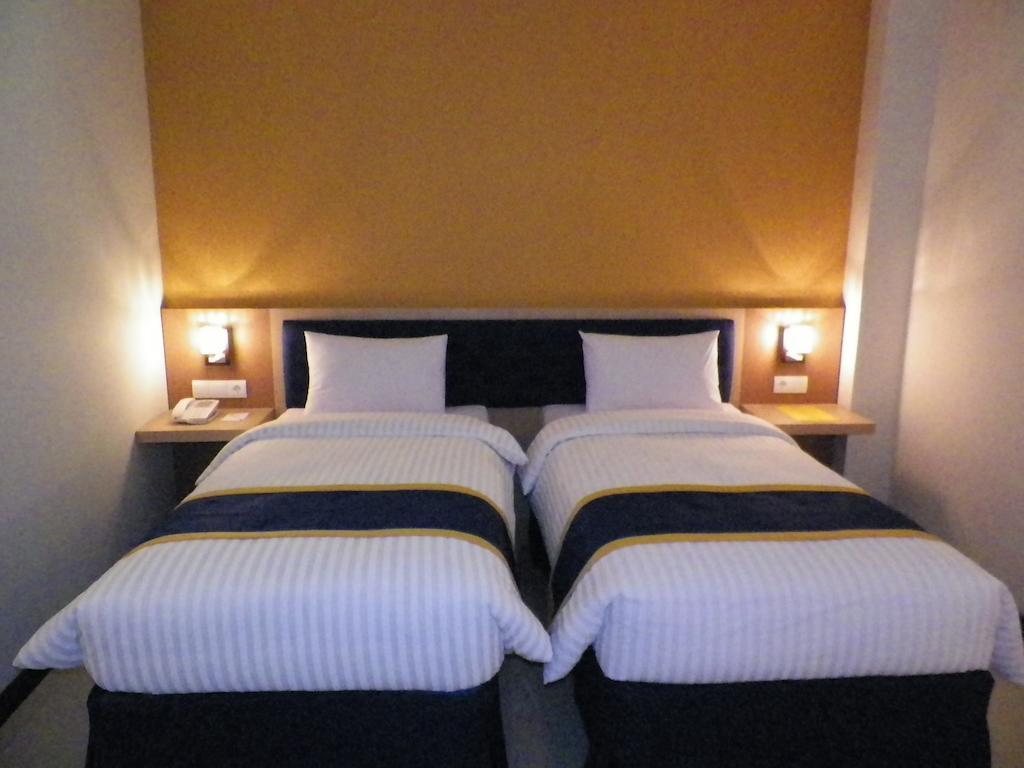D'Best Hotel Pasar Baru Bandung Camera foto
