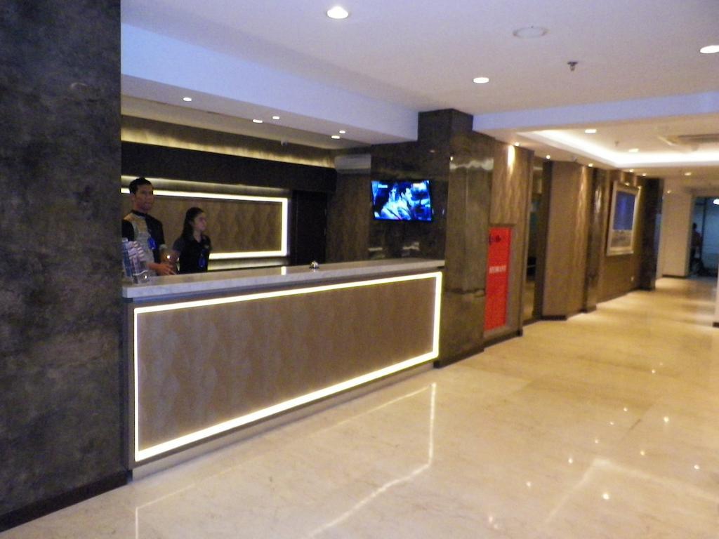 D'Best Hotel Pasar Baru Bandung Esterno foto